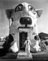 The Pup Chili Dog Stand 1934